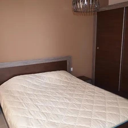شقة Dika